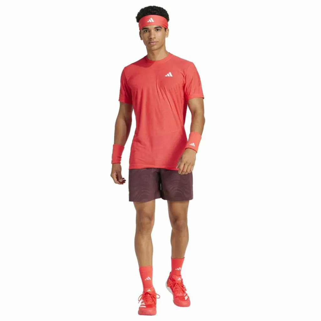 Tenniskleding-adidas Pro FreeLift tennisshirt heren semi lucid red