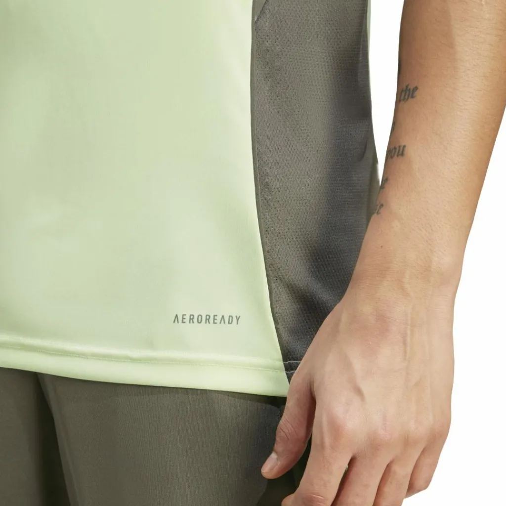 Voetbalkleding-adidas Real Madrid Tiro 25 voetbalshirt heren almost lime