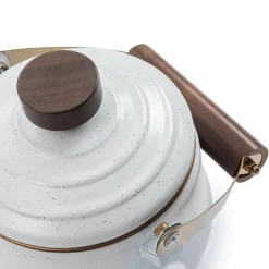 Barebones Emaille ketel 1,5 liter egg shell< Fluitketels