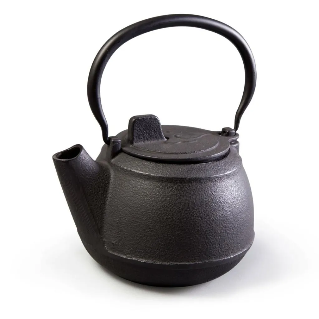 Camp Chef Gietijzeren ketel 1,9 liter< Fluitketels