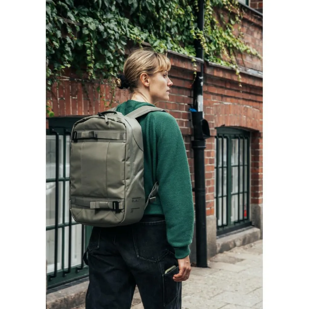 Overige Rugzakken-Db Journey Daypack 16 inch laptop rugzak 20 liter moss green