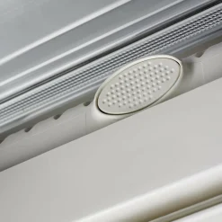 Dometic Midi Heki dakluik met zwengel en permanente ventilatie< Dakluiken