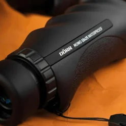 Dörr Waterproof 8x25 verrekijker black< Verrekijkers & Kompassen