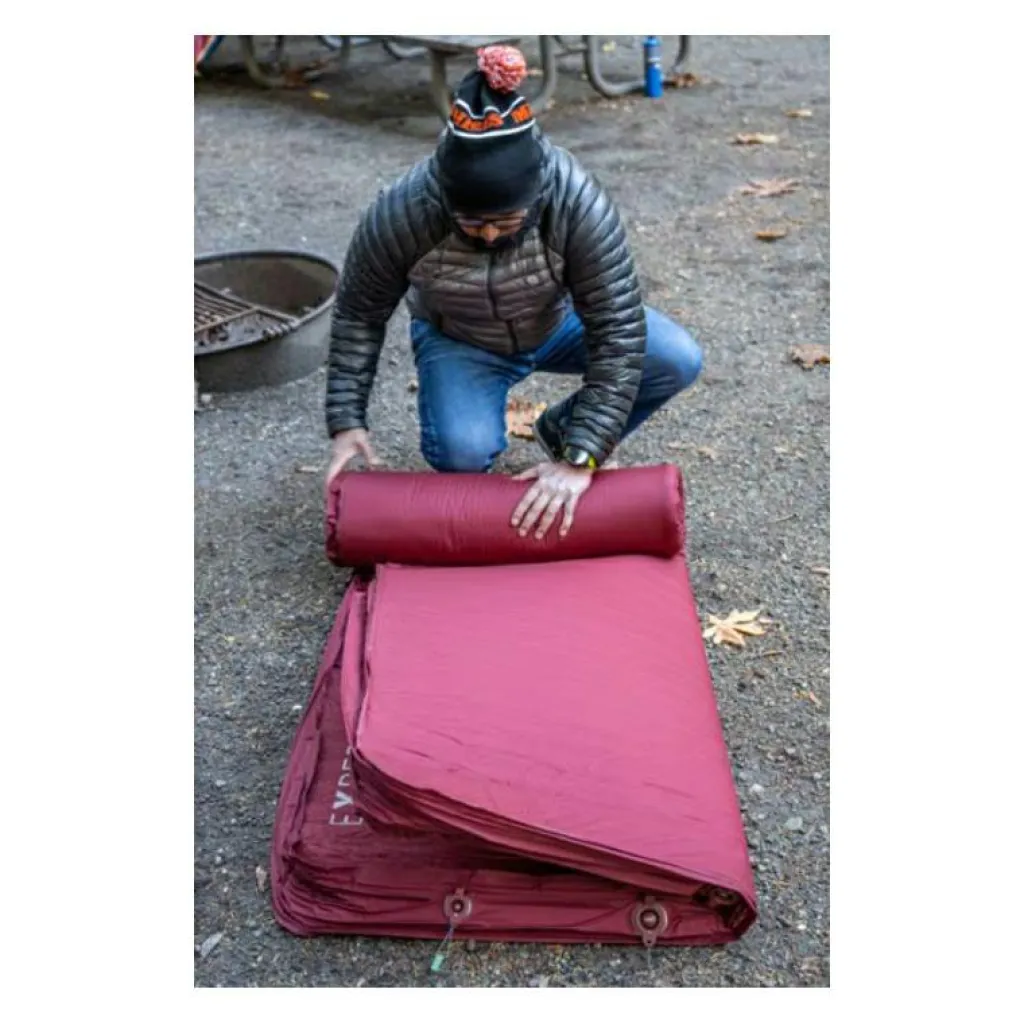 Exped MegaMat Max Duo LW+ slaapmat burgundy red< Slaapmatten
