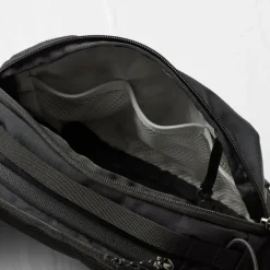 Heuptassen-Fjällräven Abisko heuptas black