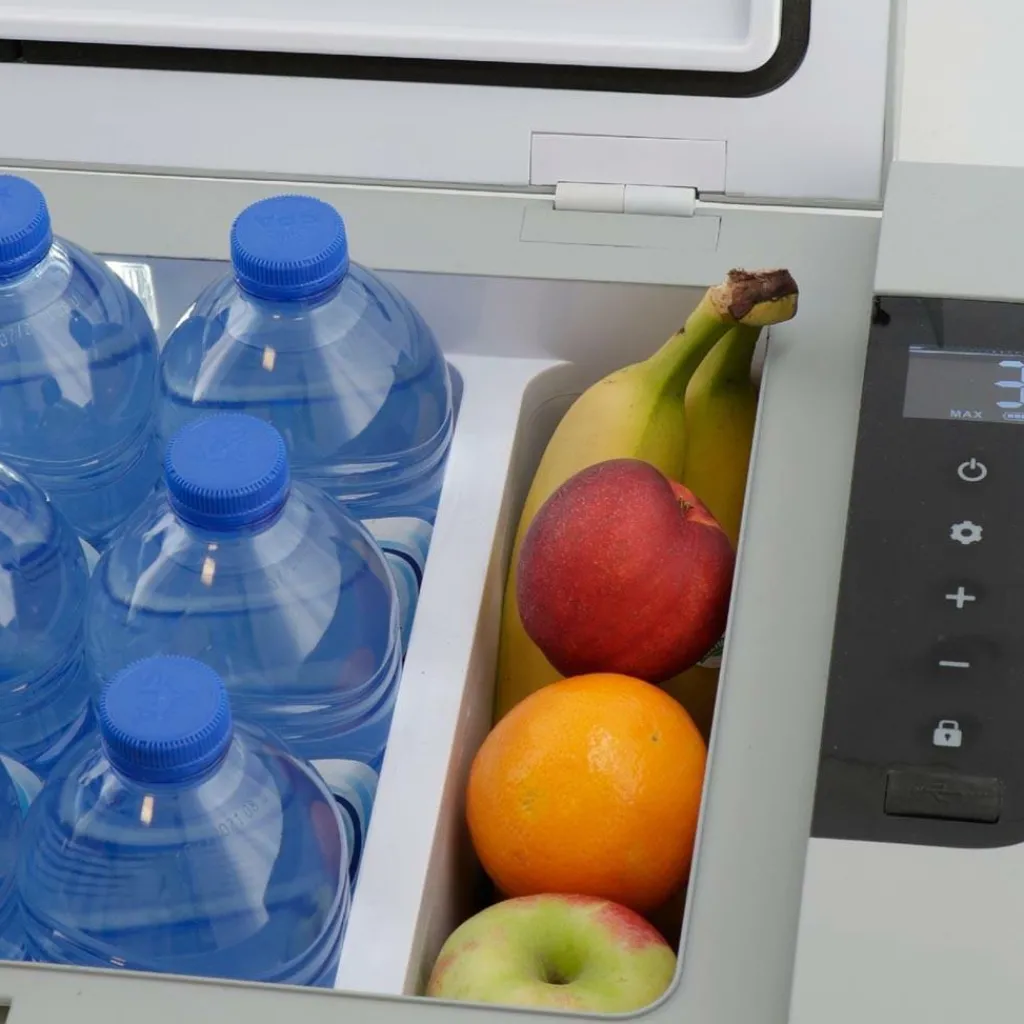 Mestic MCC 35 AC/DC compressor koelbox< Koelboxen