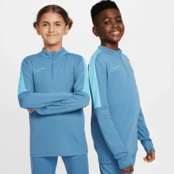 Voetbalkleding-Nike Dri-FIT Academy23 trainingsshirt junior aegean  storm baltic blue
