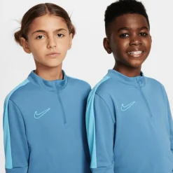 Voetbalkleding-Nike Dri-FIT Academy23 trainingsshirt junior aegean  storm baltic blue