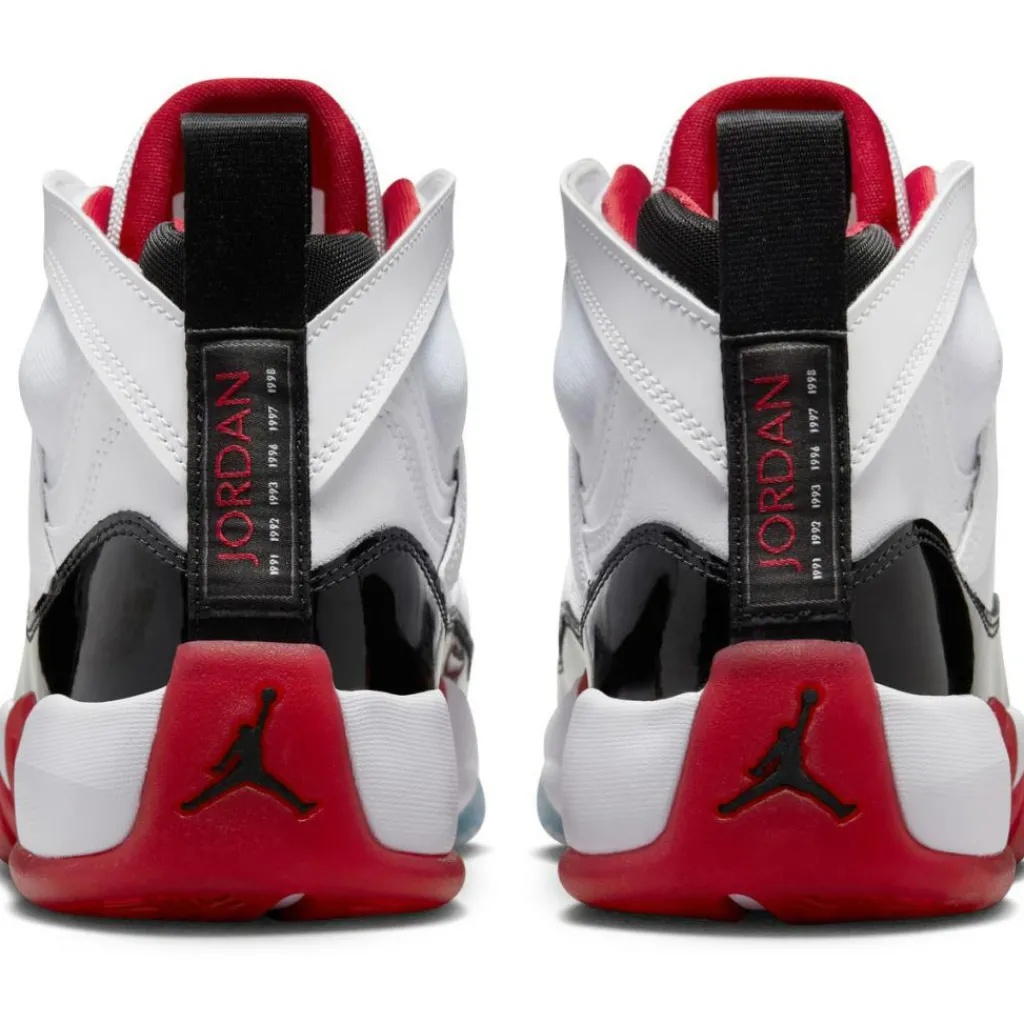 Nike Jumpman Two Trey schoenen heren white gym red black< Schoenen