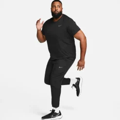 Hardloopkleding-Nike Miler hardloopshirt heren black