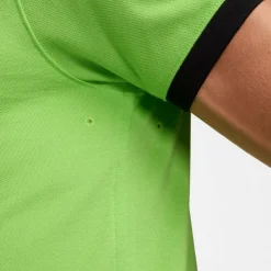 Tenniskleding-Nike The Rafa tennispolo heren action green light  lemon twist