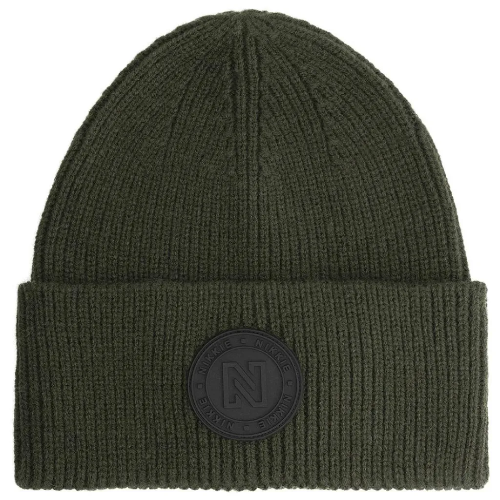 NIKKIE Round Patch muts dames forest green< Mutsen|Wintersport