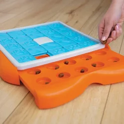 Hondenartikelen-Nina Ottosson Dog Challenge Slider hondenspeelgoed