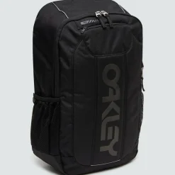 Oakley Enduro 3.0 15 inch laptop rugzak 20 liter blackout< Overige Rugzakken