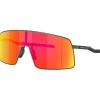 Zonnebrillen-Oakley Sutro Ti zonnebril prizm ruby satin carbon