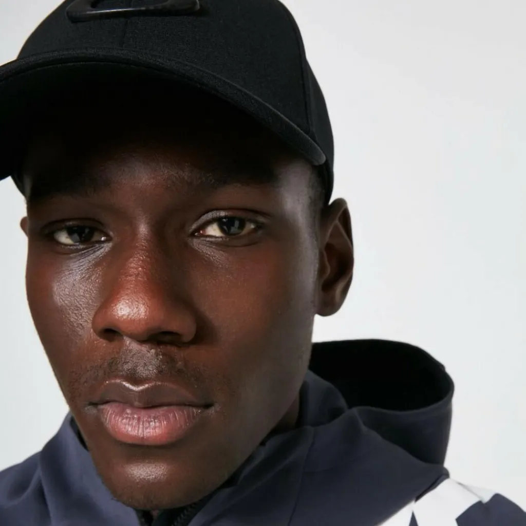 Oakley Tincan pet black carbon fiber< Outdoor Pet