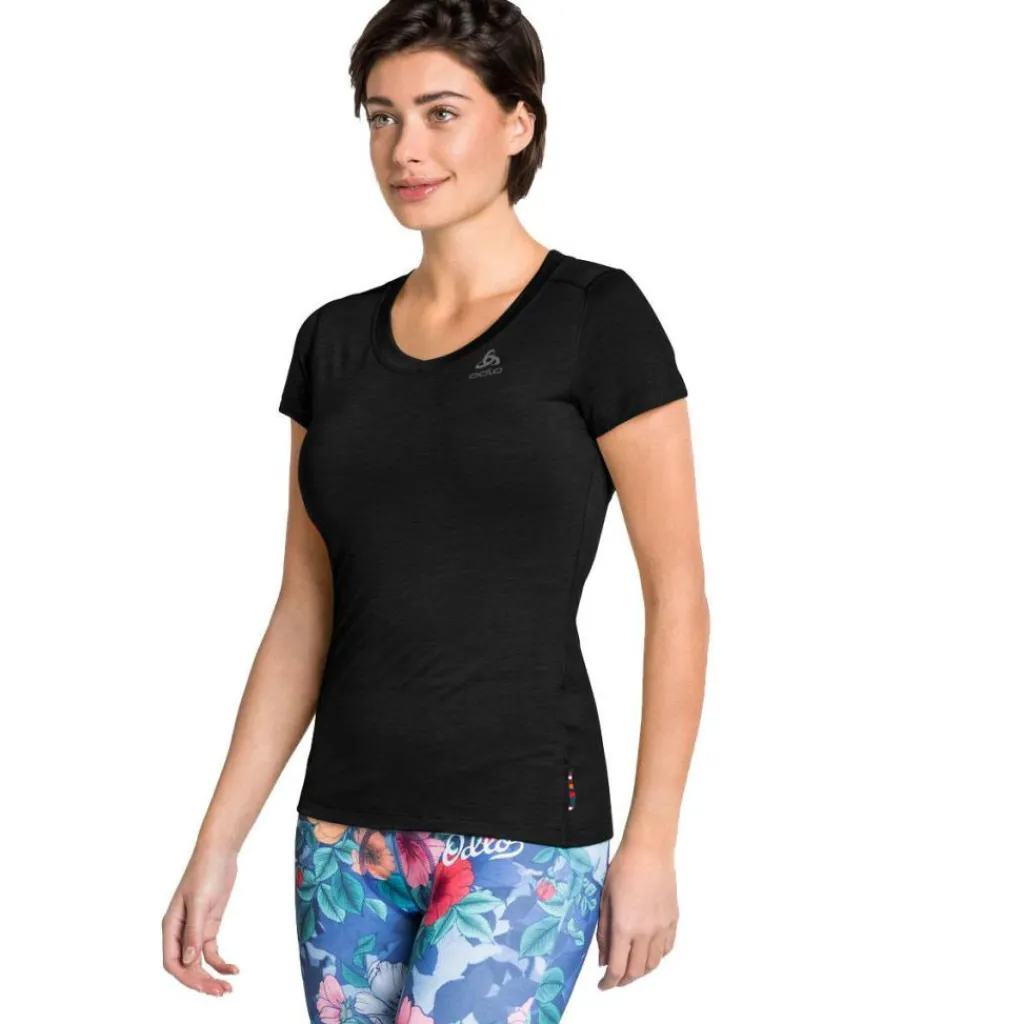 Thermokleding|Wintersport-ODLO Performance Wool Light SS thermoshirt dames black