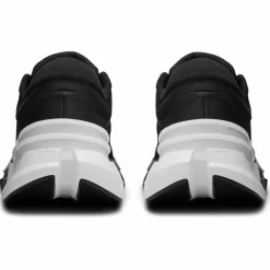 On Cloudflyer 5 hardloopschoenen dames black white< Hardloopschoenen