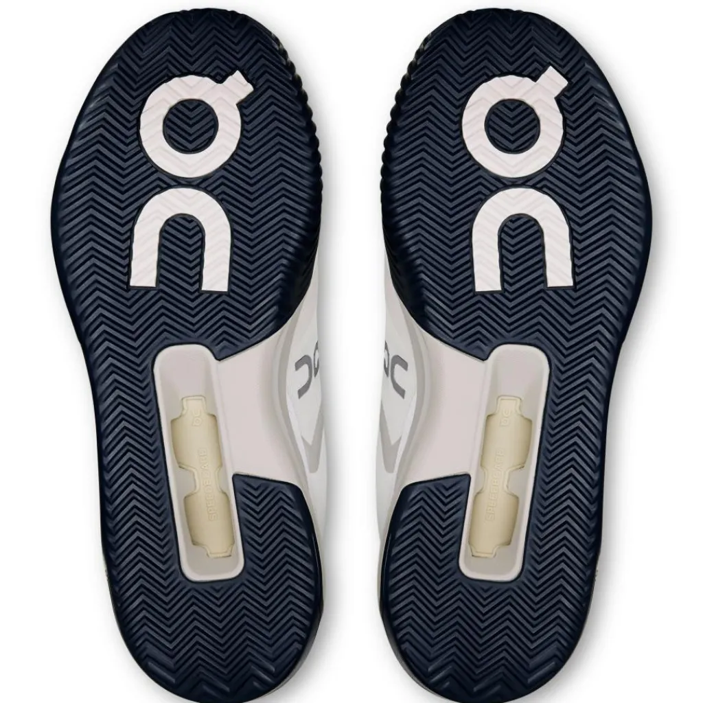 On THE ROGER Advantage Pro Clay tennisschoenen dames white cream< Tennisschoenen