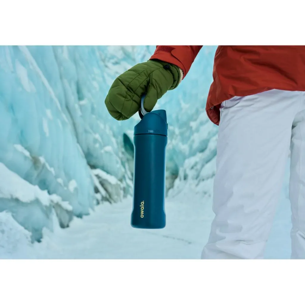 Owala FreeSip drinkfles 710 ml winter nights< Drinkflessen