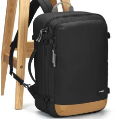 PacSafe GO Anti Theft Carry On rugzak 34 liter jet black< Overige Rugzakken