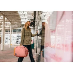 Overige Rugzakken-PacSafe GO Anti Theft Carry On rugzak 34 liter rose