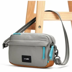 Schoudertassen-PacSafe GO schoudertas stone