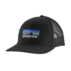 Patagonia P-6 Logo Trucker pet black< Outdoor Pet