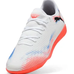 Puma Future 8 Play It IC zaalvoetbalschoenen white black glowing red< Voetbalschoenen