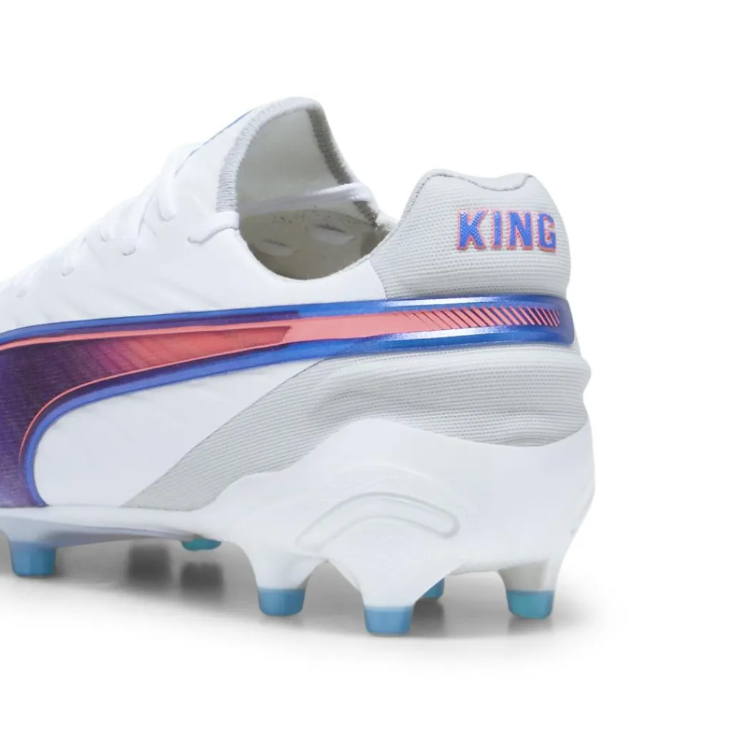 Puma KING ULTIMATE FG AG voetbalschoenen dames white bluemazing flat light grey sunset glow< Voetbalschoenen