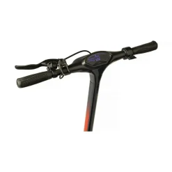 Red Bull Racing Race All 10 elektrische step< Step