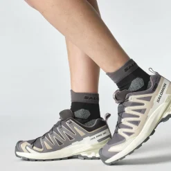 Hardloopschoenen-Salomon XA PRO 3D V9 GORE-TEX hardloopschoenen dames nine iron oxford tan alfalfa