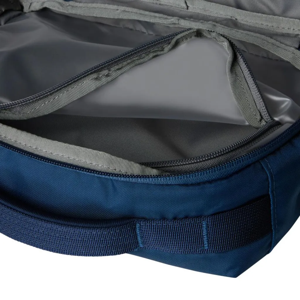 The North Face Base Camp Voyager toilettas shady blue summit blue< Toilettassen