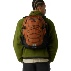 Overige Rugzakken-The North Face  Borealis Classic 15 inch rugzak 29 liter burnt umber TNF black