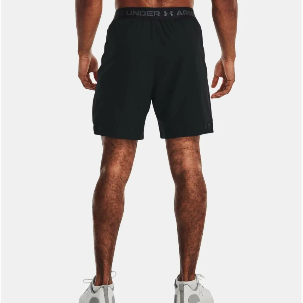 Under Armour Vanish Woven 6 inch short heren black< Sportbroek