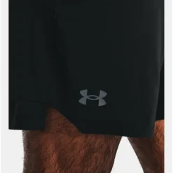 Under Armour Vanish Woven 6 inch short heren black< Sportbroek