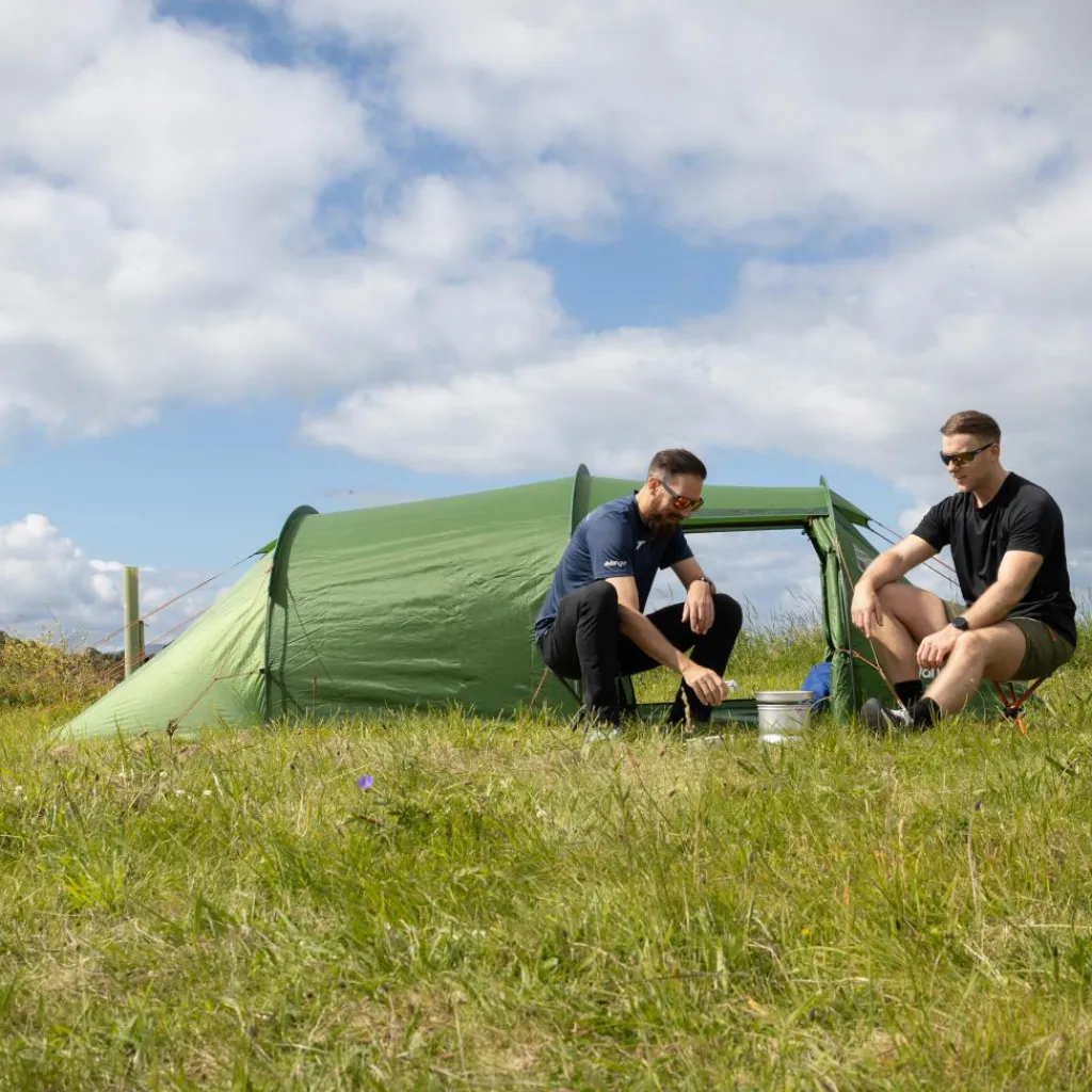 2-Persoons Tent|Tunneltenten-Vango Omega 250 lichtgewicht tunneltent green