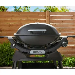 Weber Q 2200N gasbarbecue black inclusief onderstel< Gas Bbq & Buitenkeukens