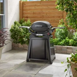 Weber Q 2800N+ gasbarbecue black inclusief onderstel< Gas Bbq & Buitenkeukens