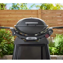 Weber Q 2800N+ gasbarbecue black inclusief onderstel< Gas Bbq & Buitenkeukens
